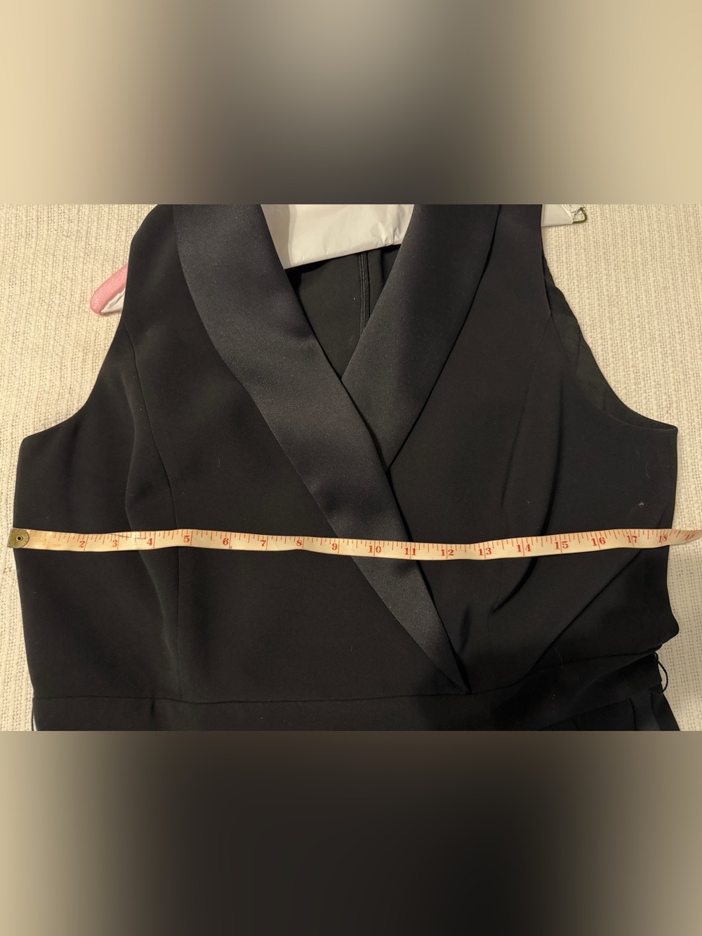 Talbot’s Stretch Crepe Tuxedo Jumpsuit
Size 8 - Picture 8 of 11